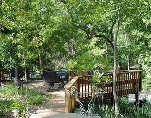 Creekhaven Inn & Spa Wimberley Εξωτερικό φωτογραφία