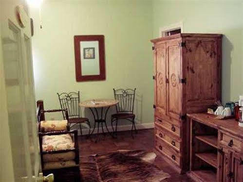 Creekhaven Inn & Spa Wimberley Εξωτερικό φωτογραφία