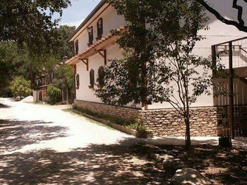 Creekhaven Inn & Spa Wimberley Εξωτερικό φωτογραφία