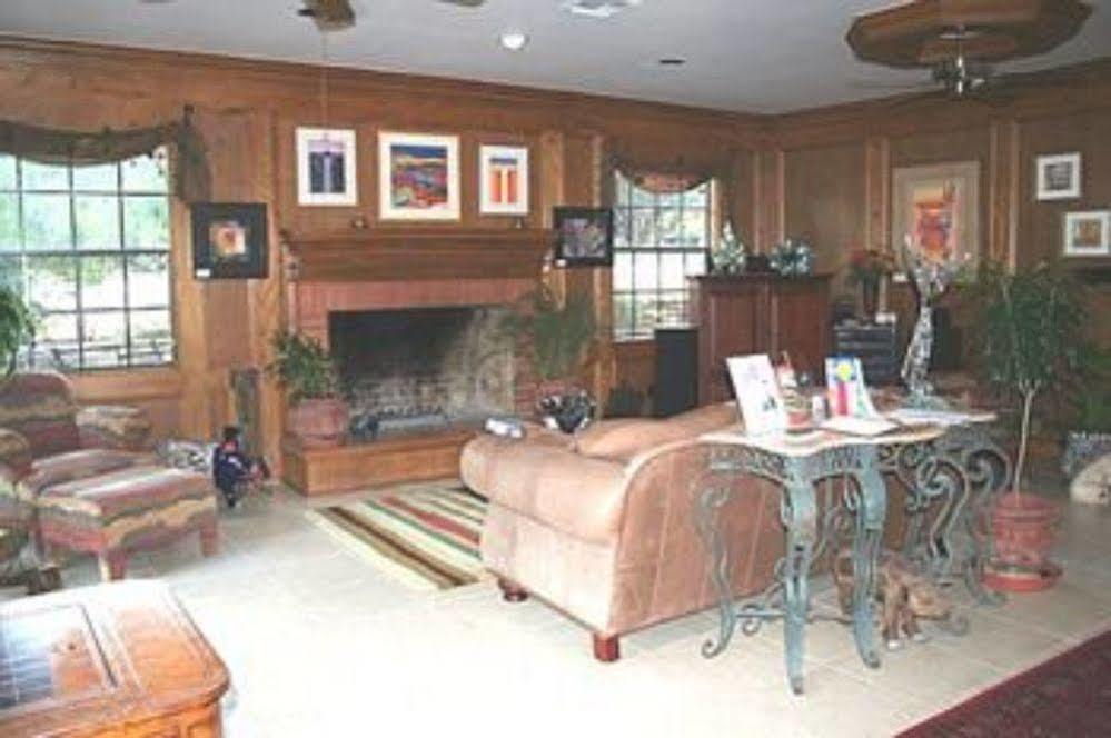 Creekhaven Inn & Spa Wimberley Εξωτερικό φωτογραφία